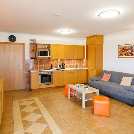 Charlie By Interhome アパート *