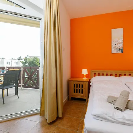 Appartement Charlie By Interhome Balatonlelle