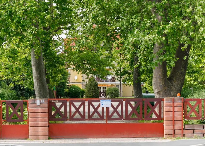 Charlie By Interhome バラトンレッレ