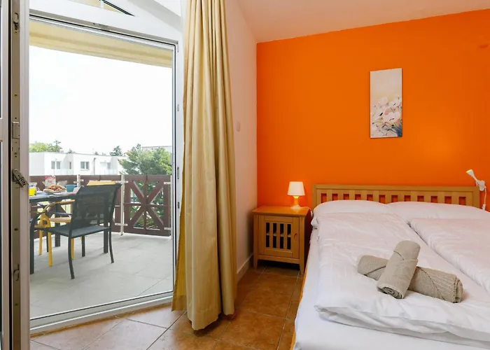 Apartment Charlie By Interhome Balatonlelle