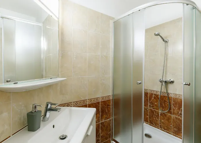 Charlie By Interhome バラトンレッレ